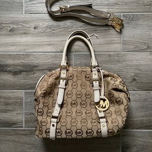 Michael Kors medium logo  tote bag? LIKE NEW